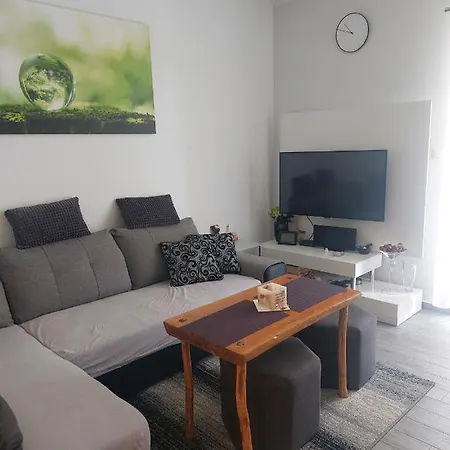 Vesna Meterize A2+1 Apartment